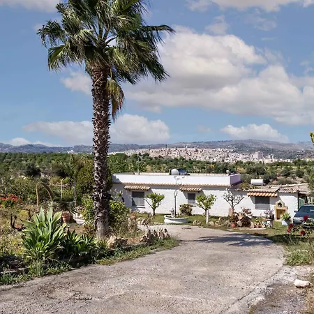 Holiday home Annamaria *